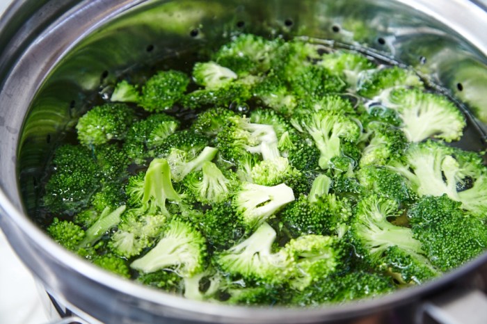 Broccoli and soy sauce recipes