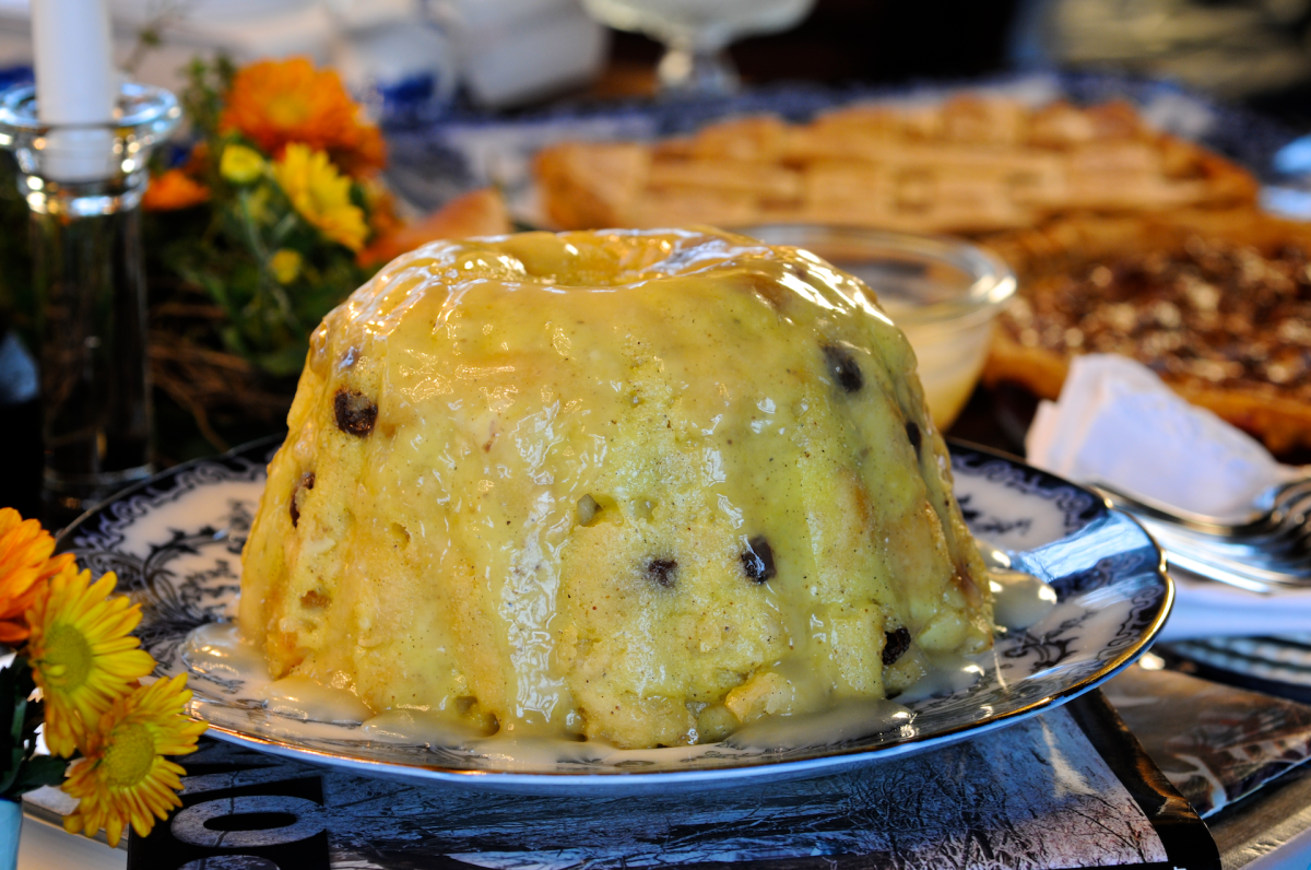 Bread pudding with lemon sauce recipe